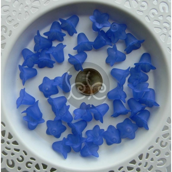 Kék akril virág gyöngy 16x12 mm