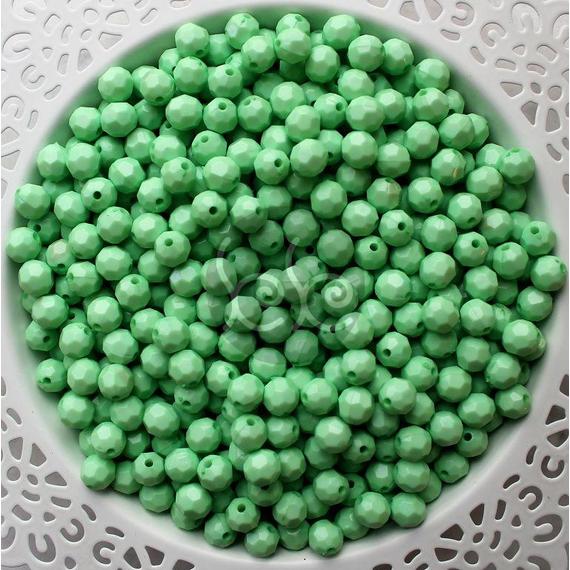 Menta fazettált akril gyöngy 8 mm (20 db)